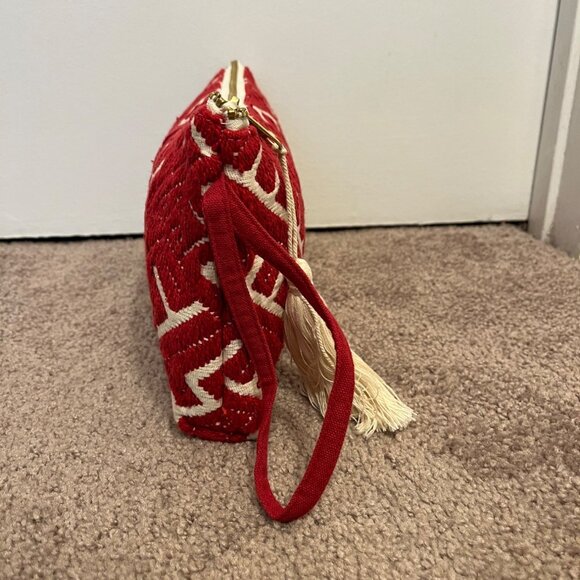 Red & White Geometric Stitched Pattern Enchante Accessories Clutch Tassel Strap - Picture 4 of 11